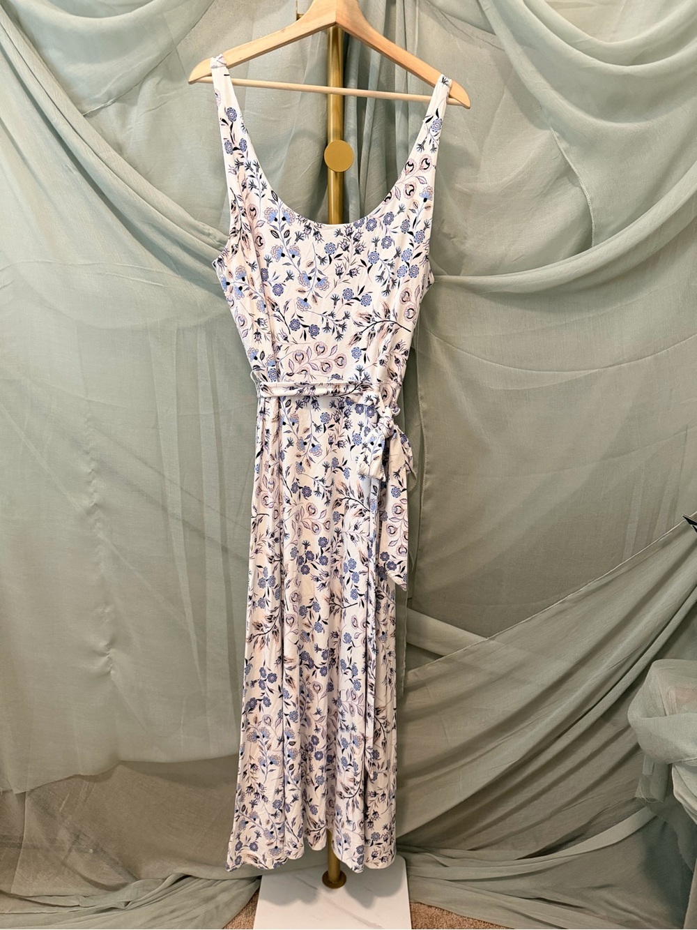 LOFT White and Blue Floral Belted Tank Dress - Picture 2 of 6